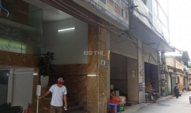 Bán CC mini Nguyễn Xiển 94.1m2, 10 tầng thang máy, MT 6m, giá 29.9 tỷ DT 250tr/tháng, ô tô KD