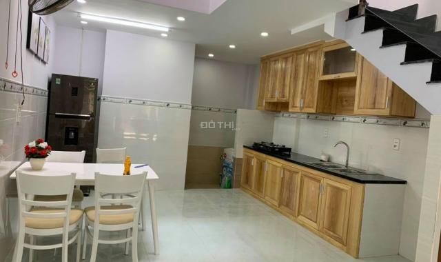 Bán nhà ngay chợ Long Trường Nguyễn Duy Trinh. Dt 52m2 (4*13) sổ riêng giá chỉ 3,65 tỷ