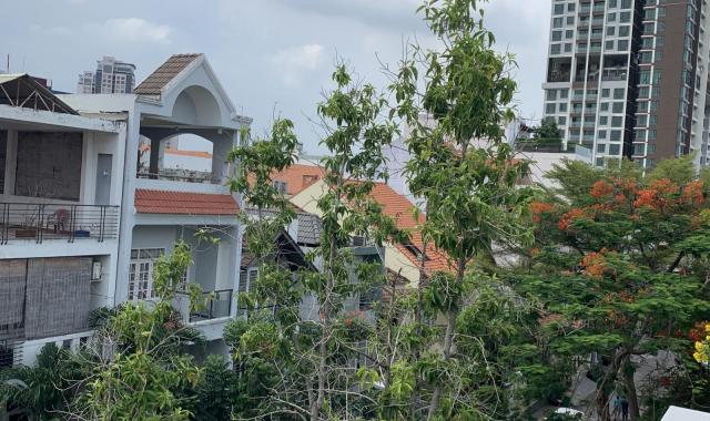 Bán biệt thự khu 215 Nguyễn Văn Hưởng Thảo Điền, 4 tầng, 5x24m, 6PN
