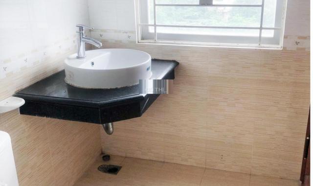 Cần bán tập thể Vạn Bảo 55m2 chia 2 ngủ, 2 wc, sửa đẹp full nội thất như ảnh