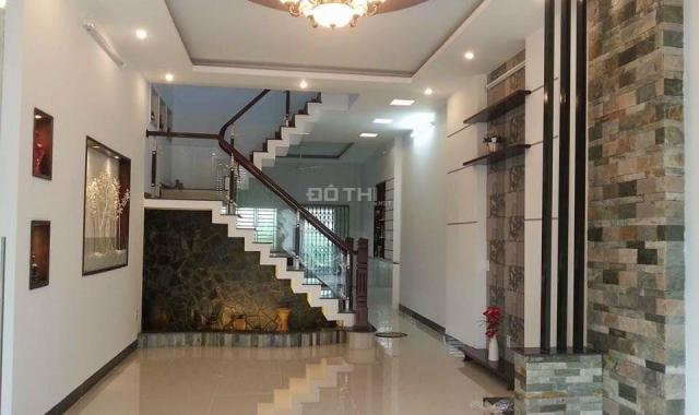 Cho thuê nhà mới và đẹp KDC Hưng Phú 1 đầy đủ nội thất gần cầu Quang Trung