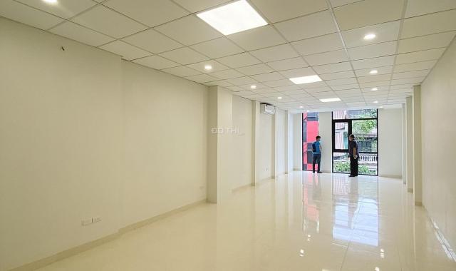 Cho thuê mặt bằng KD 130m2 tòa nhà 7 tầng hồ Đền Lừ