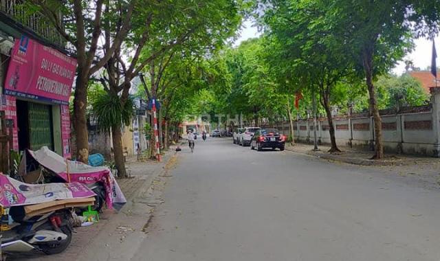 Việt Hưng - Phố Lệ Mật - Nhà lô góc - gara ô tô - kinh doanh 4,1 tỷ