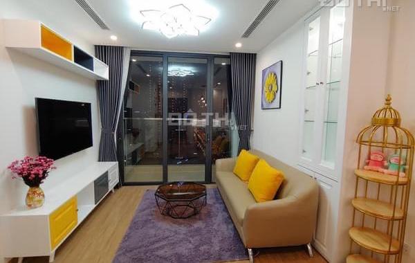 Bán căn hộ Vinhomes Sky Lake Phạm Hùng, 2 ngủ ban công Đông Nam, giá 3.3 tỷ, SĐCC