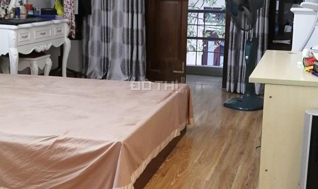 Bán nhà Liễu Giai, Kim Mã Thượng, Ba Đình, ô tô 24 chỗ quay đầu trước cửa