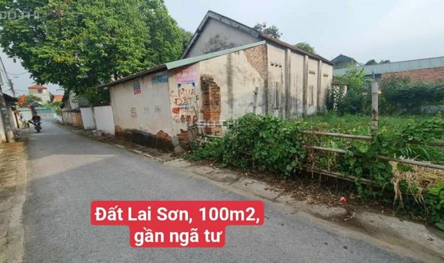Bán đất thuộc khu dân cư Lai Sơn, Đồng Tâm. DT 100m2, 980tr