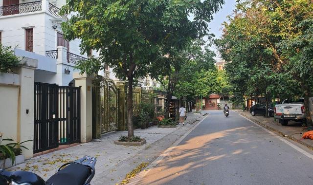 Bán nhà biệt thự, liền kề tại Phường Hoàng Liệt, Hoàng Mai, Hà Nội diện tích 280m2 giá 21 tỷ