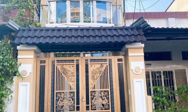 Chính chủ gửi bán nhà 100m2 đúc BTCT hẻm xe tải thông địa chỉ 1 sẹc tại Thống Nhất, P15, Gò Vấp