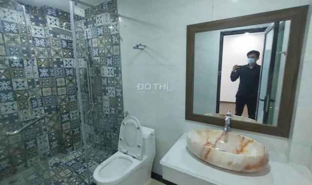 Bán lô góc, ở + KD, Khương Đình vài bước, DT 44m2*6T, MT 5.3m 6.2tỷ