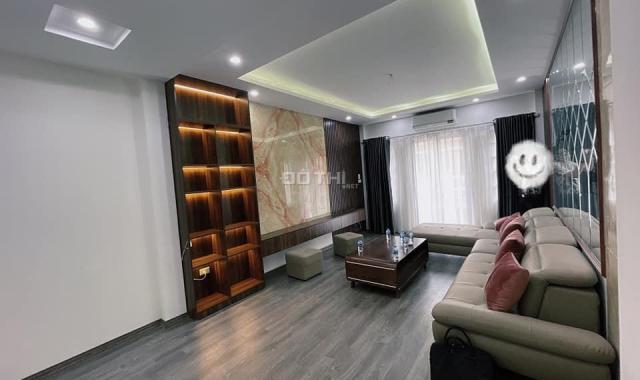 Mặt phố Lương Khánh Thiện - lô góc 50m2 5 tầng mới tinh kinh doanh sầm uất - tặng toàn bộ nội thất