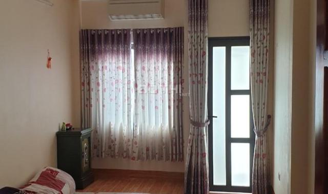 Cực hiếm, chỉ 2,15 tỷ nhà Ngọc Thụy, 32m2, 4 tầng, ô tô đỗ cửa