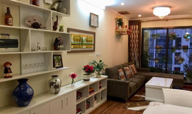 Nhà đẹp, chung cư cao cấp Rainbow Linh Đàm 90.5 m2 3 PN, cửa Đông tứ trạch