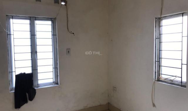 Bán nhà Nguyễn Đức Cảnh lô góc 35m2 giá 2,5 tỷ. LH: 0935661166