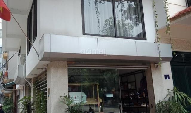 Bán nhà Nguyễn Phong Sắc - lô góc 6 tầng thang máy - 7chỗ vào nhà kinh doanh DT 36 m2. Giá 10,5 tỷ