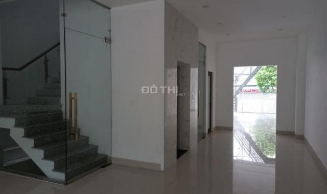 Tòa nhà 8 tầng view hồ Linh Đàm, 200m2*8 tầng, đẹp nhất quận HM, 62 tỷ