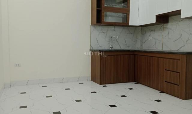 Bán gấp: Nhà cuối đường Tam Trinh, 35m2 x 5T, nhà mới, cách đường ô tô 5m, 2,49 tỷ