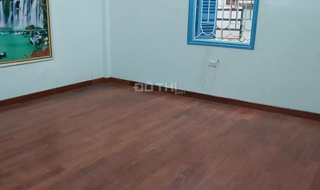 Hạ sốc 2 tỷ 95 nhà Thanh Xuân 4 tầng 28m2/35m2, ngõ thông, lô góc