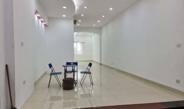 Cho thuê nhà nguyên căn phố Nguyễn Ngọc Vũ: DT 85m2, R 5.5m, giá 28 tr/tháng (MTG)