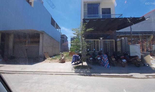 Bán đất tại đường Phan Long Bằng, Phường Lê Hồng Phong, Quảng Ngãi, Quảng Ngãi DT 99m2