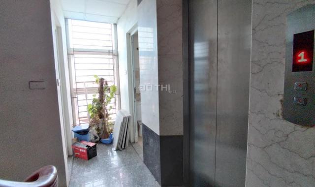 Bán nhà mặt phố Xã Đàn, Đống Đa, 8 tầng thang máy, 135m2, MT 7m, cho thuê 3 tỷ/năm, hơn 60 tỷ