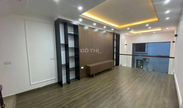 Hoa khôi Thanh Xuân ô tô đỗ, diện tích 34m2, giá chỉ 4.5 tỷ