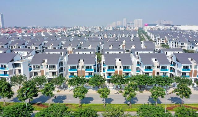 Cho thuê nguyên căn biệt thự mặt hồ công viên Thiên Văn Học. Vị trí đẹp kinh doanh vạn nghề