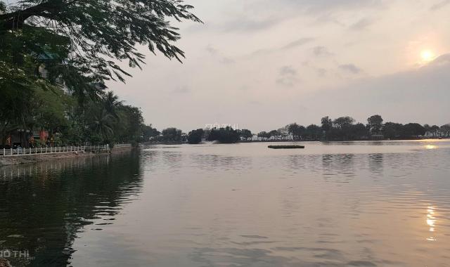 Mặt phố Nguyễn Đình Thi - Tây Hồ, view hồ, vỉa hè, ô tô, KD. 155m2 40 tỷ