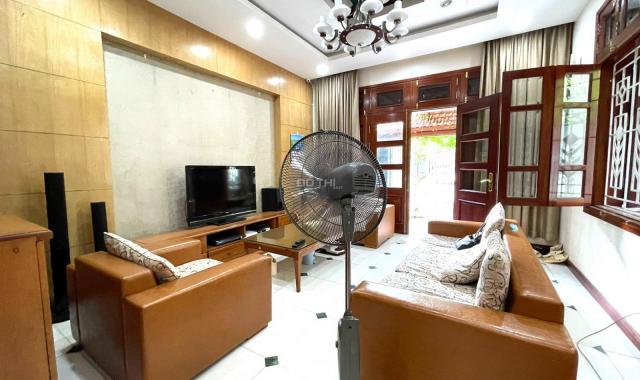 Bán 140m2 phố Yên Hoà MT 20m vỉa hè nhỉnh 30 tỷ