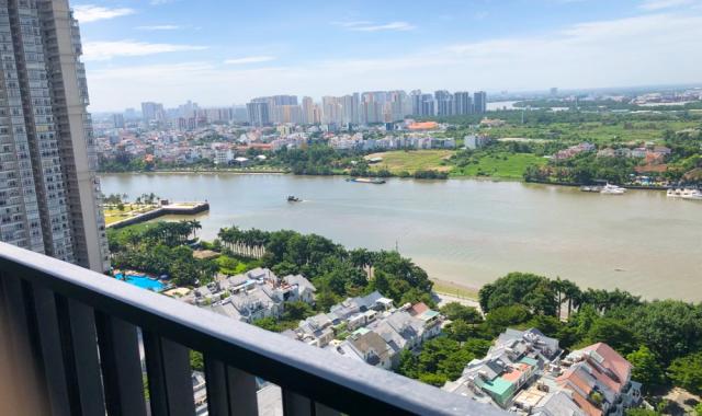 Cho thuê căn hộ Opal Saigon Pearl Quận Bình Thạnh, nằm ở tầng cao, có diện tích 135m2