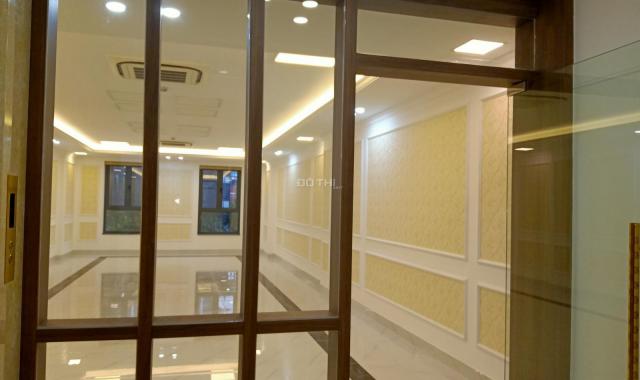 Bán nhà mặt phố Trần Duy Hưng, Cầu Giấy, 100m2, 7 tầng thang máy, mặt tiền 5.5m, giá hơn 40 tỷ