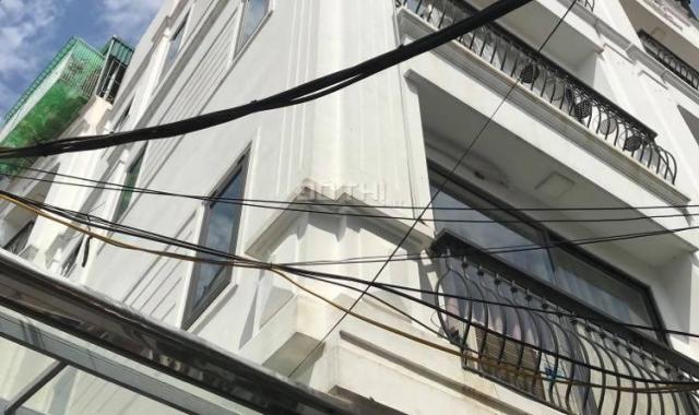 Bán nhà Tân Thụy, Nguyễn Lam Long Biên lô góc ô tô vào nhà