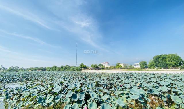 Chính chủ cần tiền bán rẻ lô đất gần hồ sen Bình Yên, Hòa Lạc, hướng ĐN, nở hậu