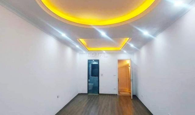 Tuyệt phẩm Cù Chính Lan 34m2, ngõ nông và thông tứ tung, rộng vài bước ra tới đầu ngõ, sổ đẹp