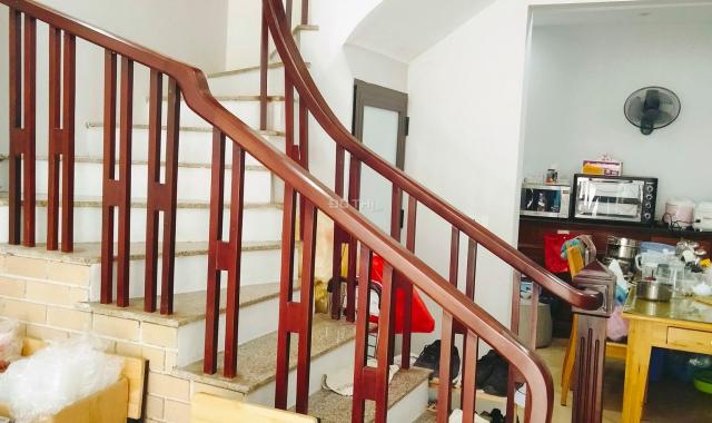 Chính chủ bán nhà mặt phố Ái Mộ, Long Biên 45m2 4 tầng nhỉnh 6 tỷ, 0888868583