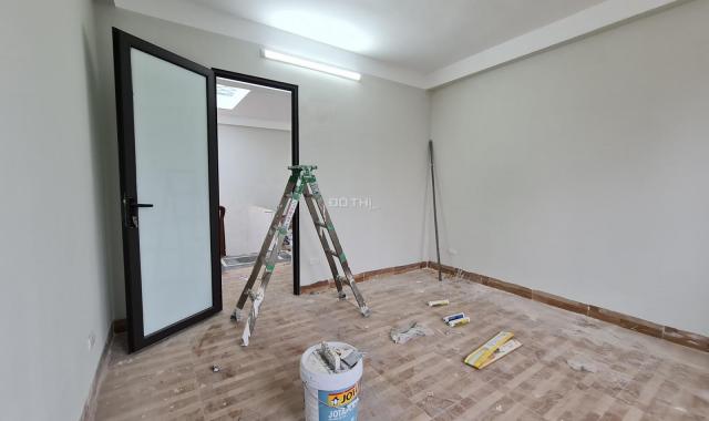 View hồ triệu đô, mát mẻ 4 mùa, 40m2 5 tầng 4,1 tỷ full nội thất ở luôn, ngõ thông, rộng. Hiếm