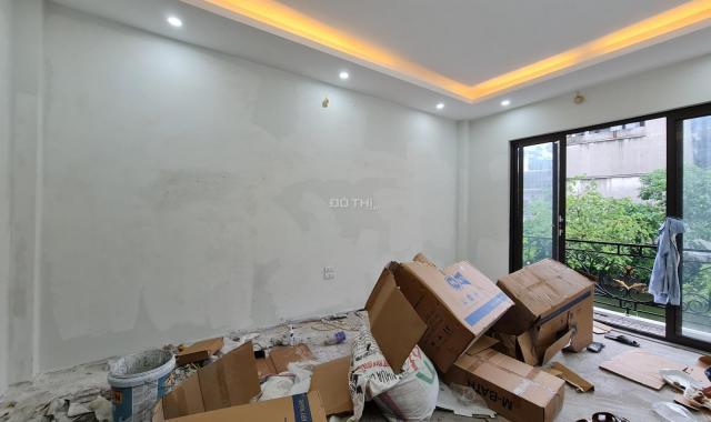 View hồ triệu đô, mát mẻ 4 mùa, 40m2 5 tầng 4,1 tỷ full nội thất ở luôn, ngõ thông, rộng. Hiếm