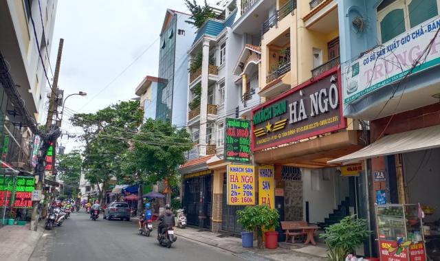 Bán nhà đường Hoàng Hoa Thám, phường 13, Tân Bình, 24 tỷ