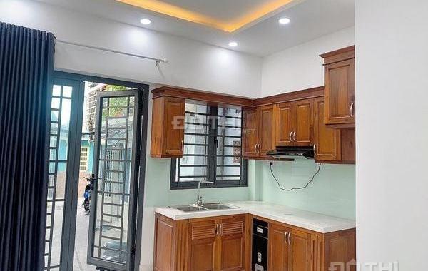 Bán nhà đẹp giá rẻ, Phường 5, quận Phú Nhuận, 18m2, giá 4.05 tỷ