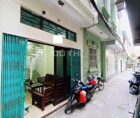 Bán nhà Nguyễn Ngọc Vũ 35m2 4T 3.5 tỷ đẹp nhất