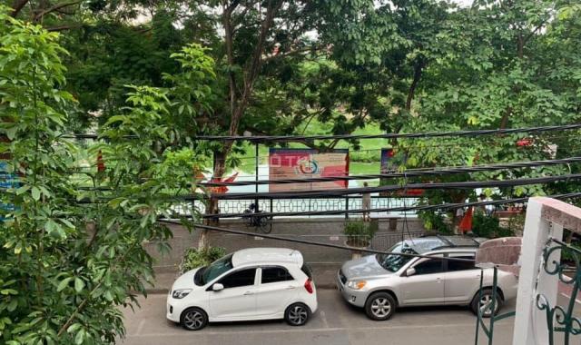 Ô tô tránh dừng đỗ vỉa hè - mặt hồ Kim Đồng - KD - siêu thị - VP - khách sạn