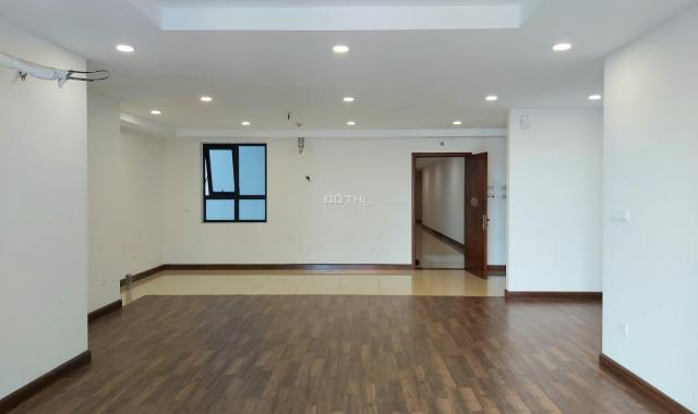 Chính chủ bán căn hộ 135m2 3PN đầy đủ nội thất nhận nhà ngay chung cư Goldmark City