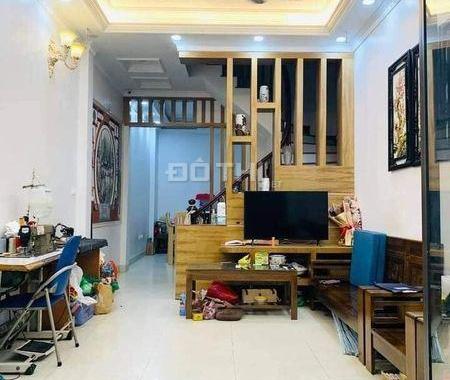 Bán nhà Phùng Hưng, 36 mét vuông, lô góc, 4 tầng, giá 2,5 tỷ