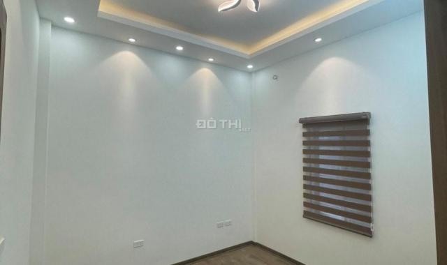 Nhà đẹp Minh Khai, ngõ thông, ô tô tránh 10m, 43m2 3.7 tỷ