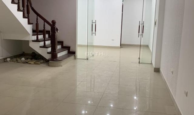 Cho thuê nhà Mễ Trì, Nam Từ Liêm, HN, 90m2, 6 tầng, đường to hai ô tô tránh, LH Dũng 0356766550