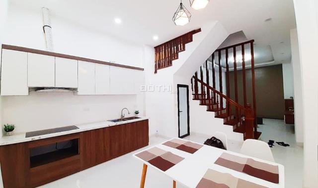 Nhà đẹp Thanh Xuân 42m2, 5 tầng, ngõ to thông, 4,35 tỷ