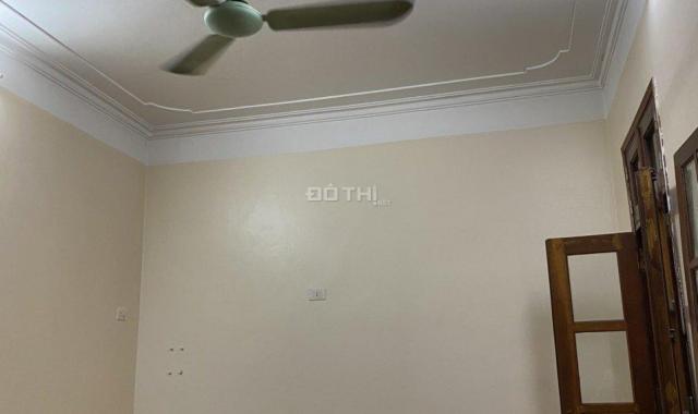 Giảm giá bán gấp nhà đẹp ngõ 84 Ngọc Khánh, Ba Đình 4.95 tỷ, DTSD 70m2 x 4T nhà đẹp