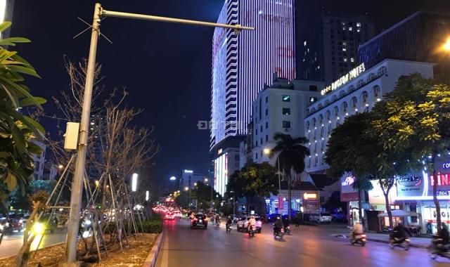 Nhà mặt phố Nguyễn Chí Thanh, con đường đẹp nhất HN, 102m2 x 6T, giá 45 tỷ