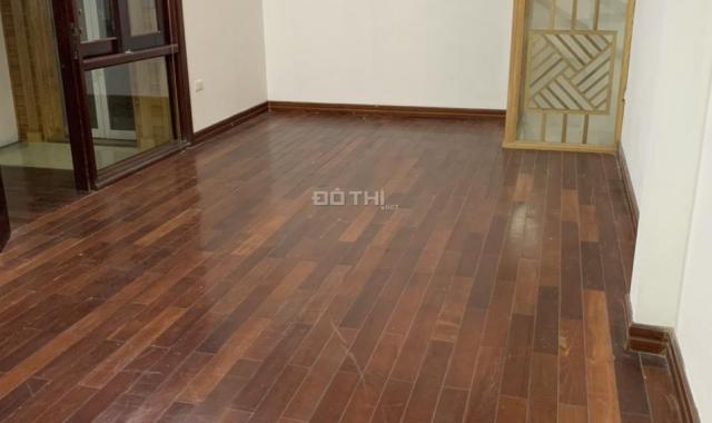 Cho thuê BT Trần Kim Xuyến, Yên Hòa, Cầu Giấy, Hà Nội. DT 160m2, 4T, nhà mới hoàn thiện, 45 tr/th