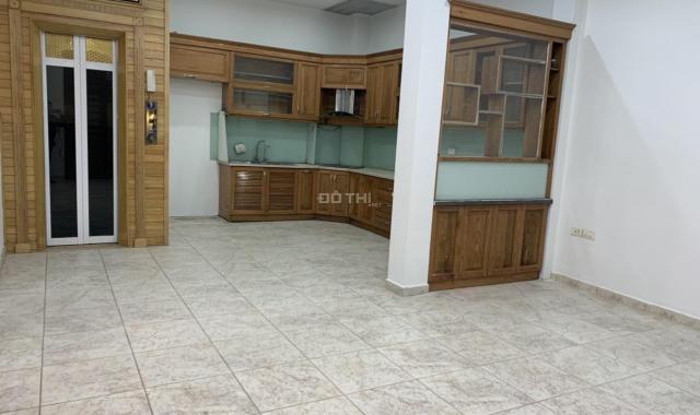 Cho thuê BT Trần Kim Xuyến, Yên Hòa, Cầu Giấy, Hà Nội. DT 160m2, 4T, nhà mới hoàn thiện, 45 tr/th