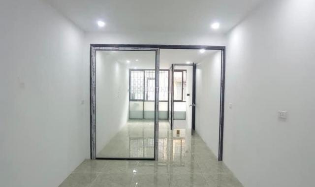 Nhà đẹp, 2 mặt ngõ thông, kinh doanh, quận Hoàng Mai: 38m2, giá 2,2 tỷ